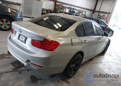 2013 BMW 328I xDrive z USA, uszkodzony, nr VIN WBA3B3G58DNR79816